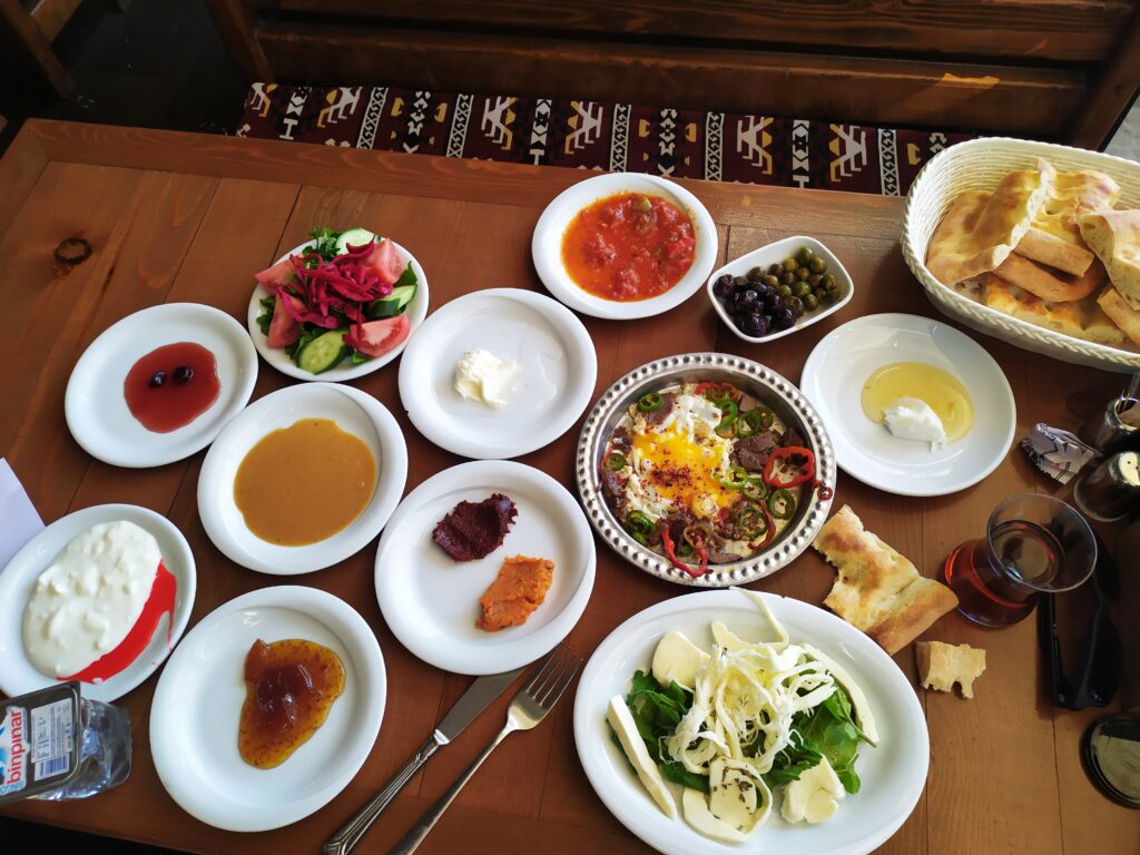 Diyarbakır Hasan Paşa Hanı Kahvaltı