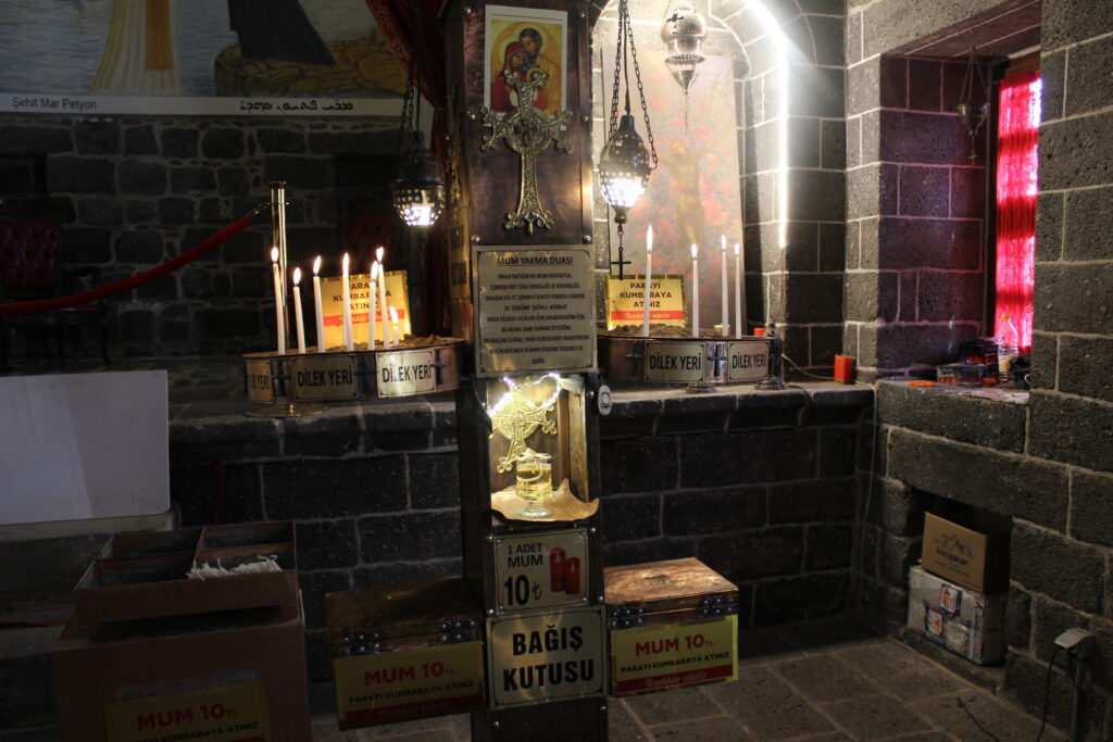 Mar Petyum Keldani Kilisesi 3